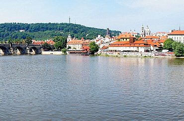 Praha: Solární elektřinu sdílí již město ze 40 nových zdrojů