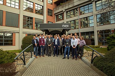 Část uhelné elektrárny Chvaletice by zřejmě prozatím mohla zůstat v provozu