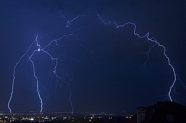 Bez proudu bylo večer na 8000 míst hlavně ve středních a východních Čechách