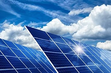 ČEZ postavil na Děčínsku velkou solární elektrárnu, největší za 13 let