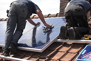 Rozvoj solární energie v EU poprvé za deset let zpomaluje kvůli snížení dotací