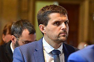 Na zálohování PET lahví máme poslední rok, varuje exministr Hladík. Trvá na svém návrhu