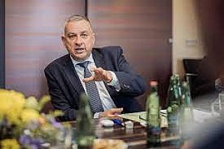 Síkelova návštěva v Zambii ukázala, proč je Evropa závislá na čínských surovinách. Zatímco EU plánuje, Peking staví